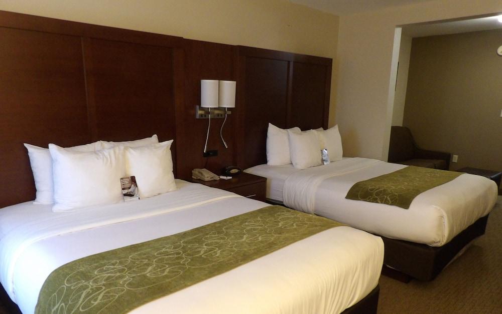Comfort Suites Omaha East-Council Bluffs Eksteriør billede