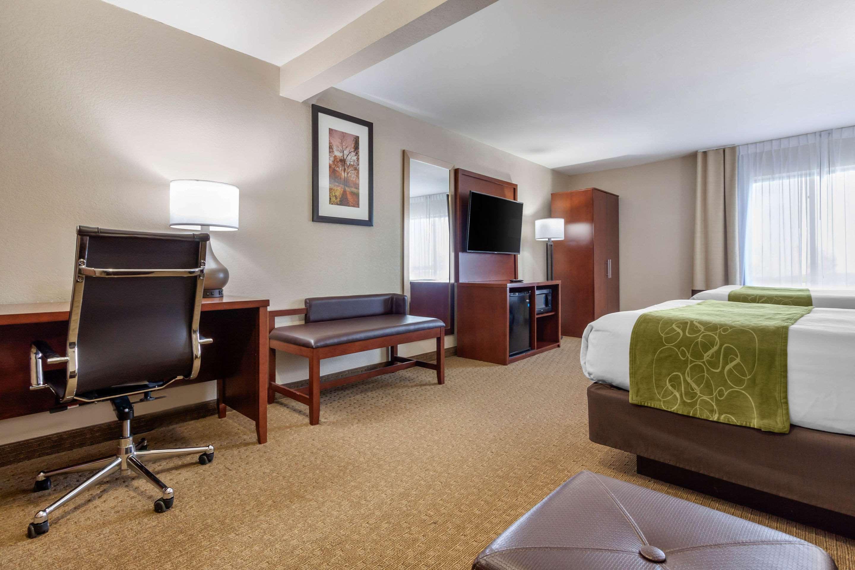 Comfort Suites Omaha East-Council Bluffs Eksteriør billede
