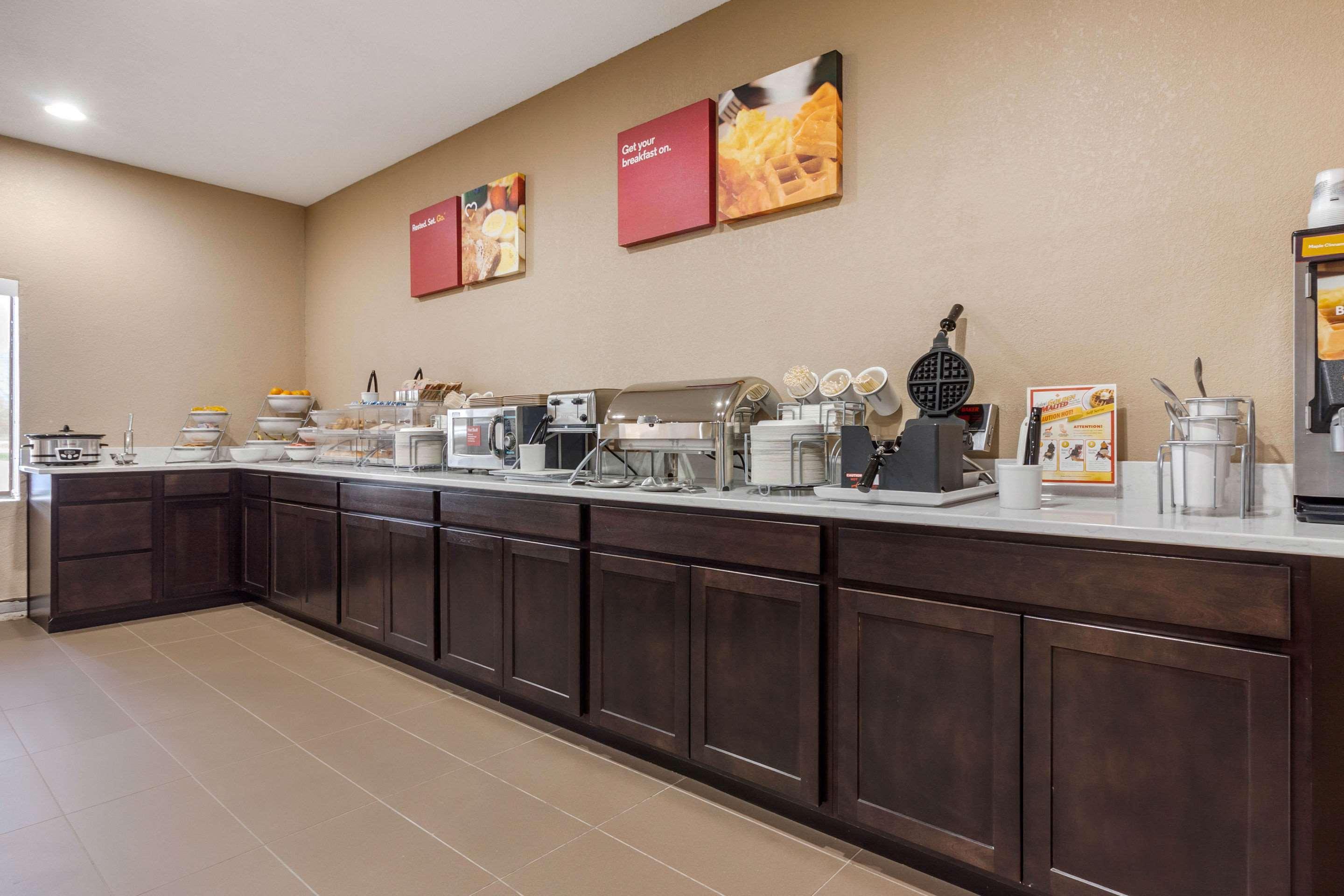 Comfort Suites Omaha East-Council Bluffs Eksteriør billede
