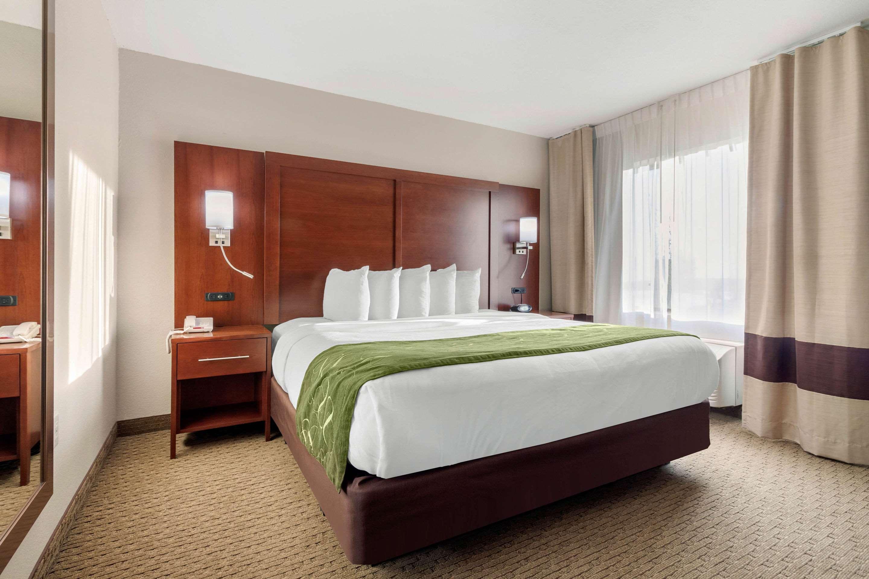 Comfort Suites Omaha East-Council Bluffs Eksteriør billede