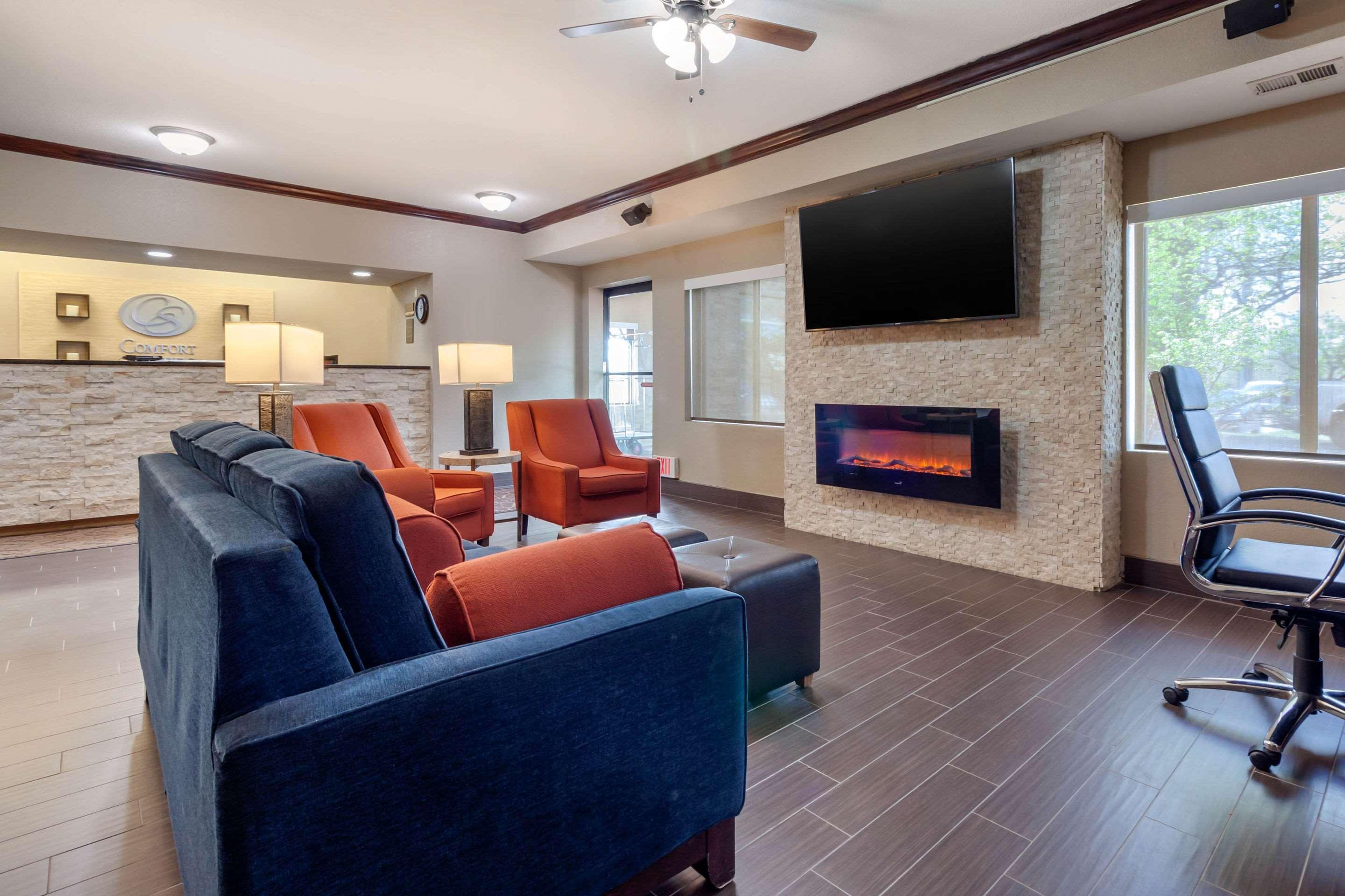 Comfort Suites Omaha East-Council Bluffs Eksteriør billede