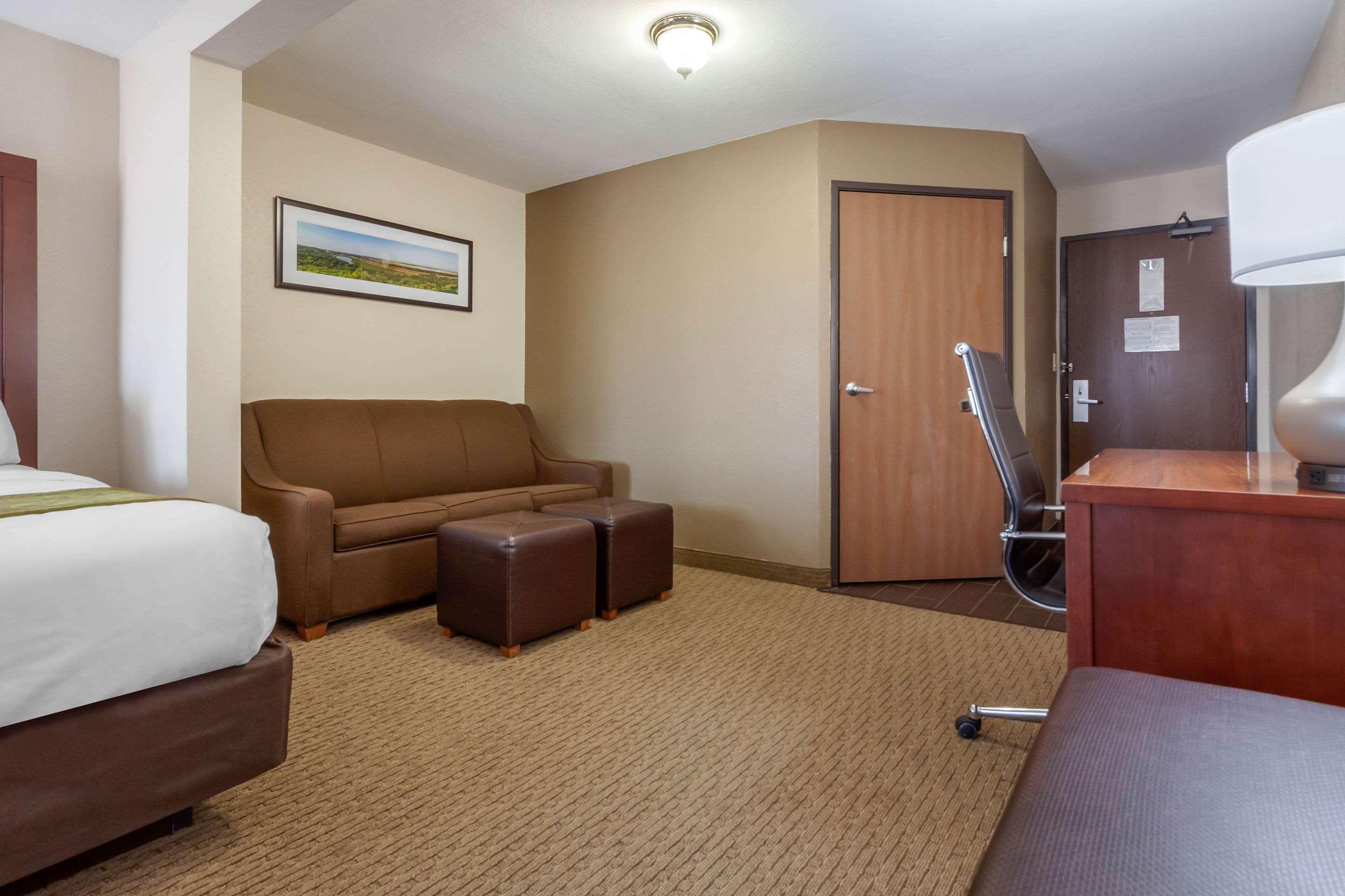 Comfort Suites Omaha East-Council Bluffs Eksteriør billede