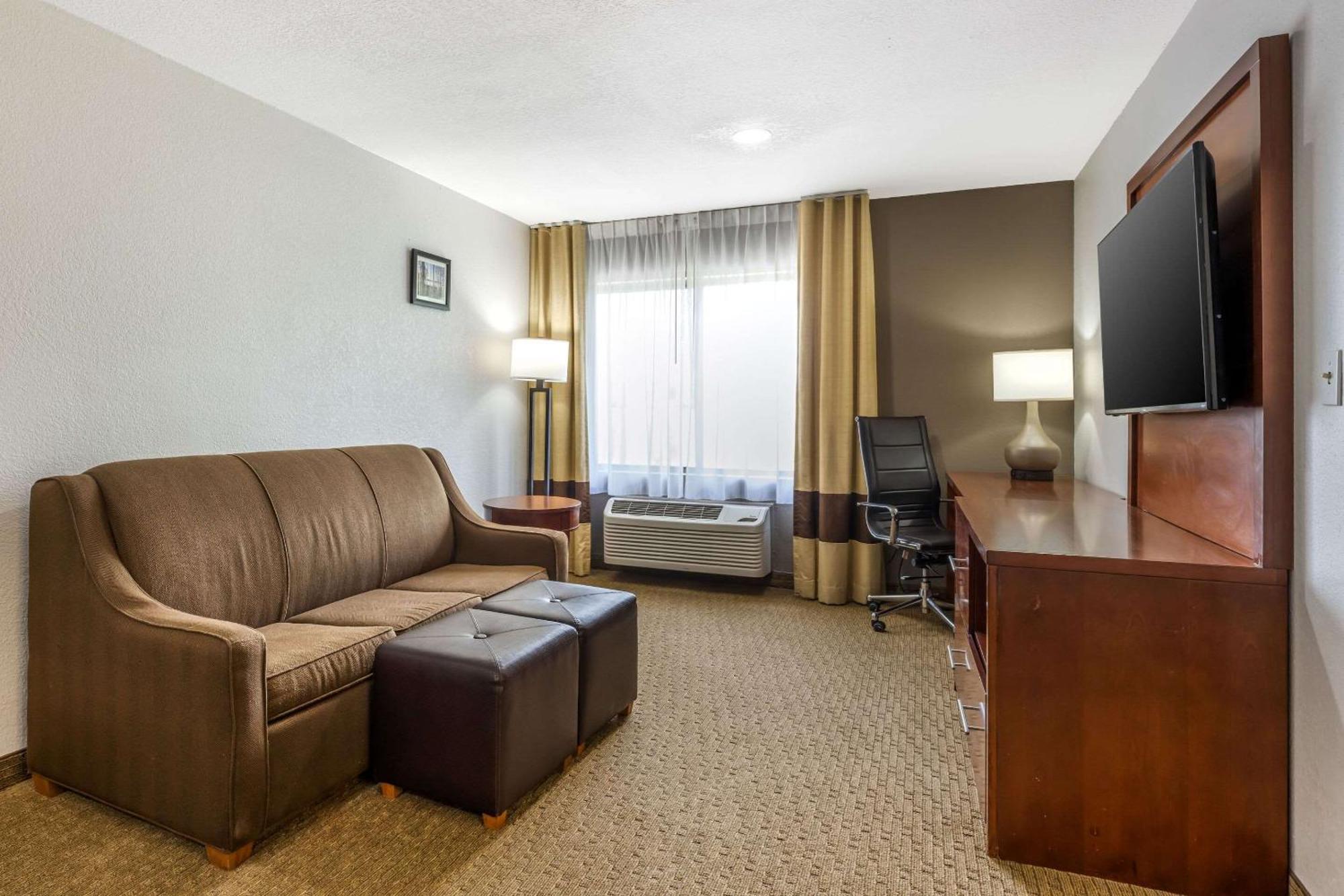 Comfort Suites Omaha East-Council Bluffs Eksteriør billede