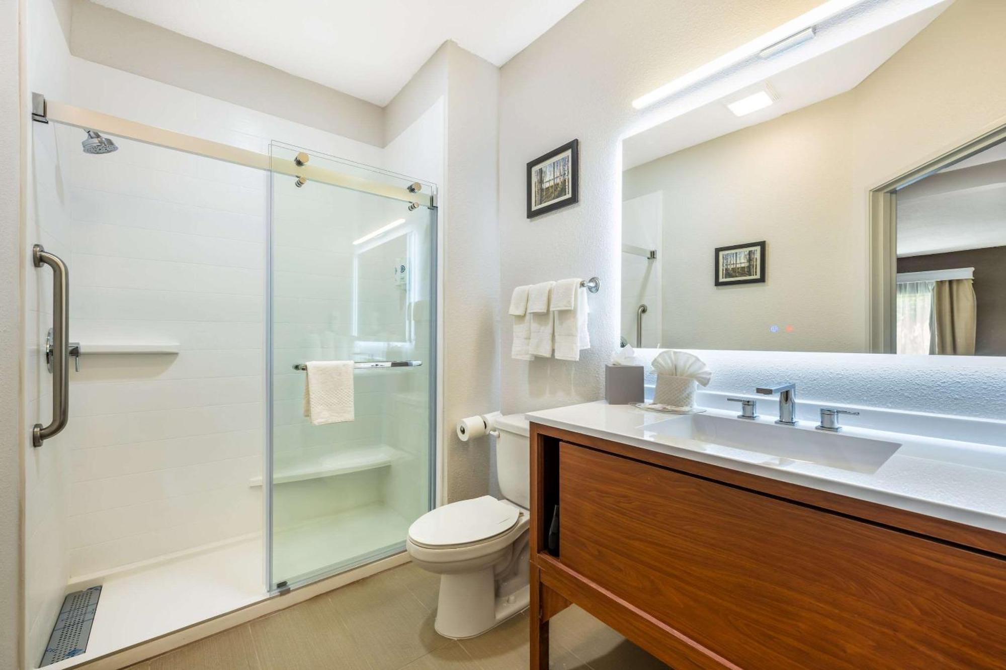 Comfort Suites Omaha East-Council Bluffs Eksteriør billede