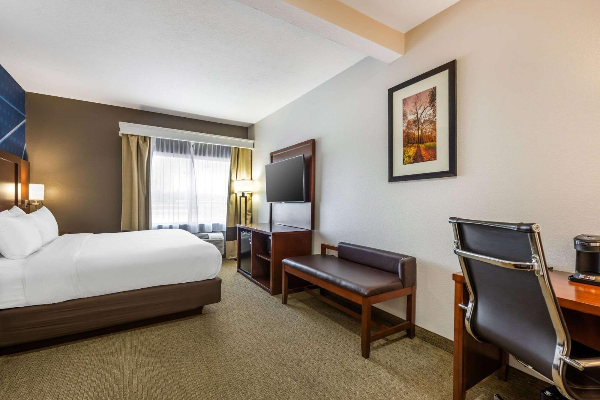 Comfort Suites Omaha East-Council Bluffs Eksteriør billede