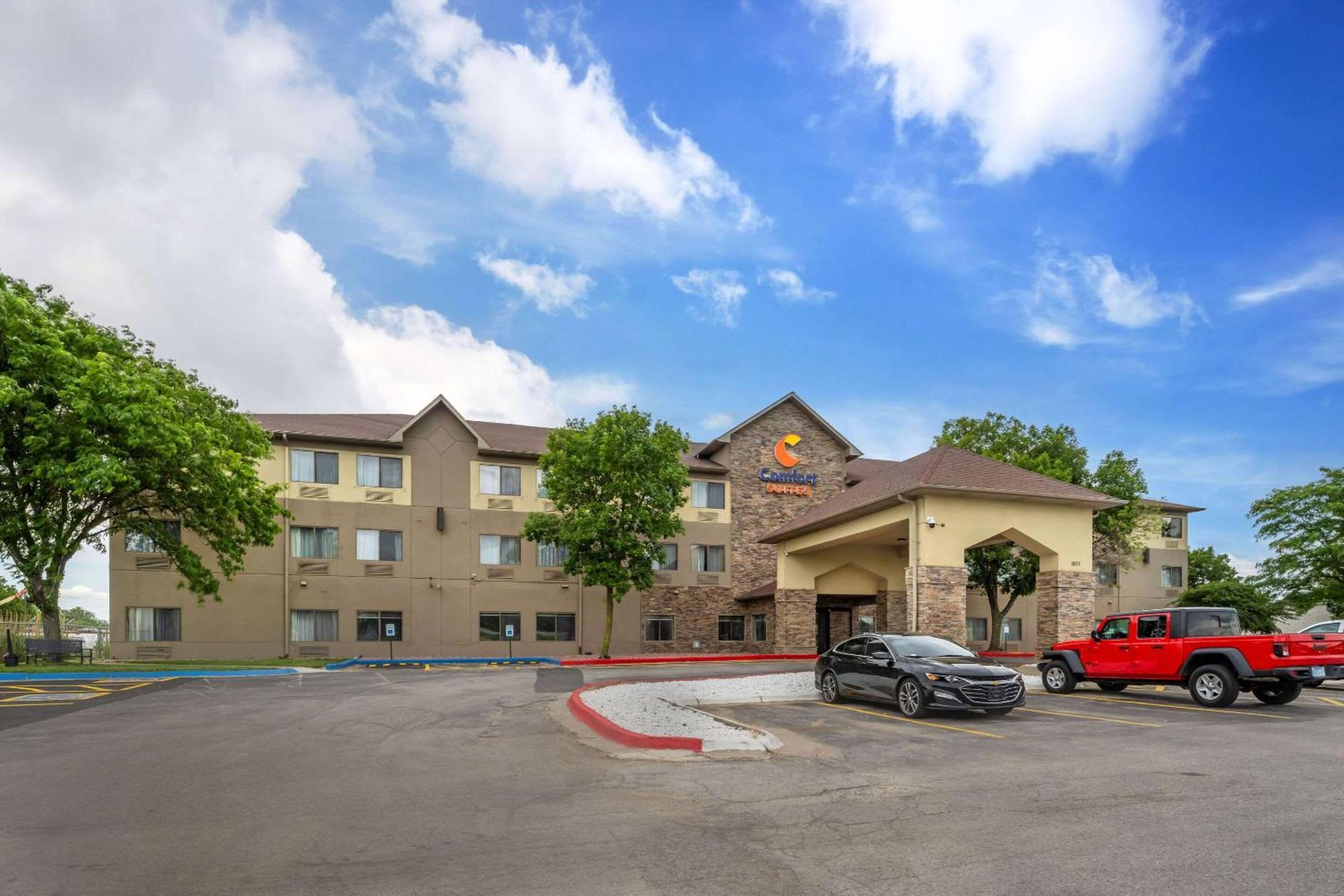 Comfort Suites Omaha East-Council Bluffs Eksteriør billede